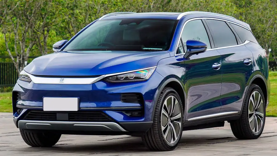 BYD Tang моделінің дизайнын Вольфганг Эггер жасаған BYD Tang моделінің дизайнын Вольфганг Эггер жасаған
